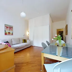 Navona Apartment, Large And Comfortable Apartment